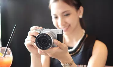 Rekomendasi Kamera Mirrorless Harga Terjangkau untuk Konten Kreator Pemula