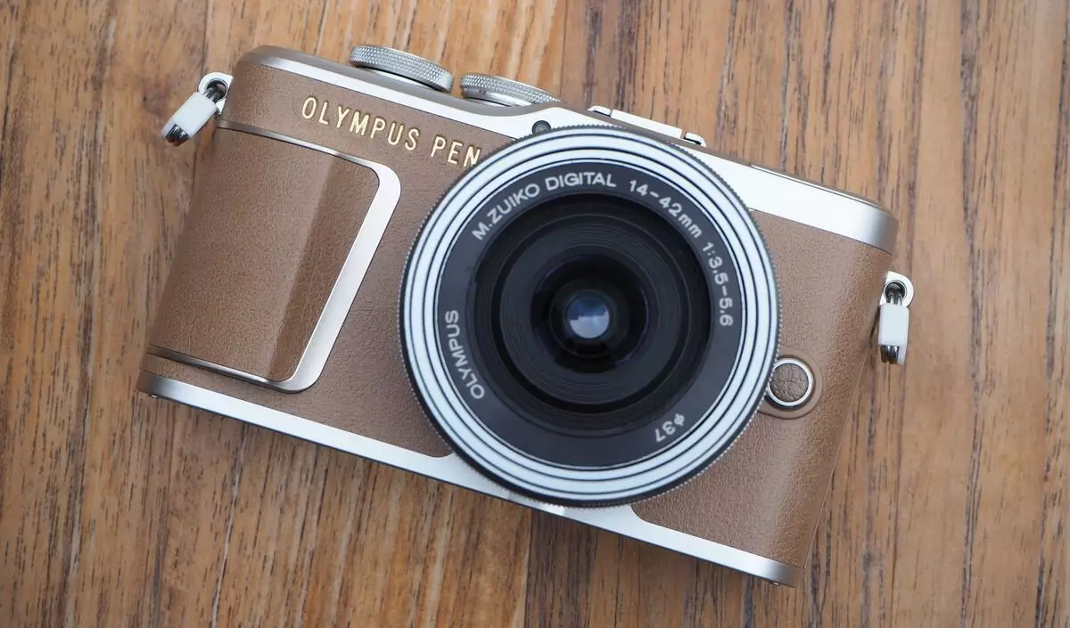 Olympus PEN E-PL9