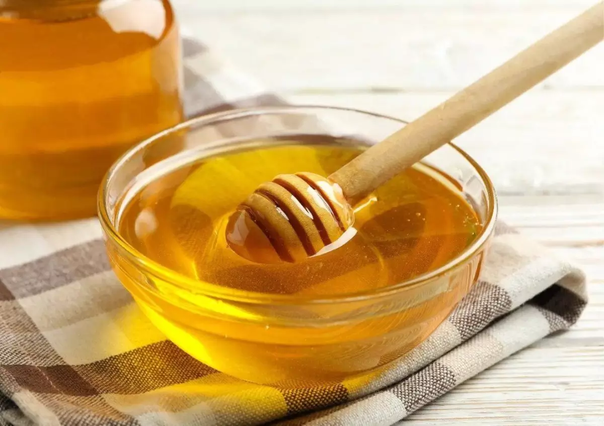 madu-1.jpg.webp madu-1.jpg.webp