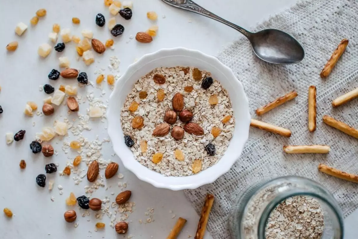 oatmeal.jpg.webp oatmeal.jpg.webp