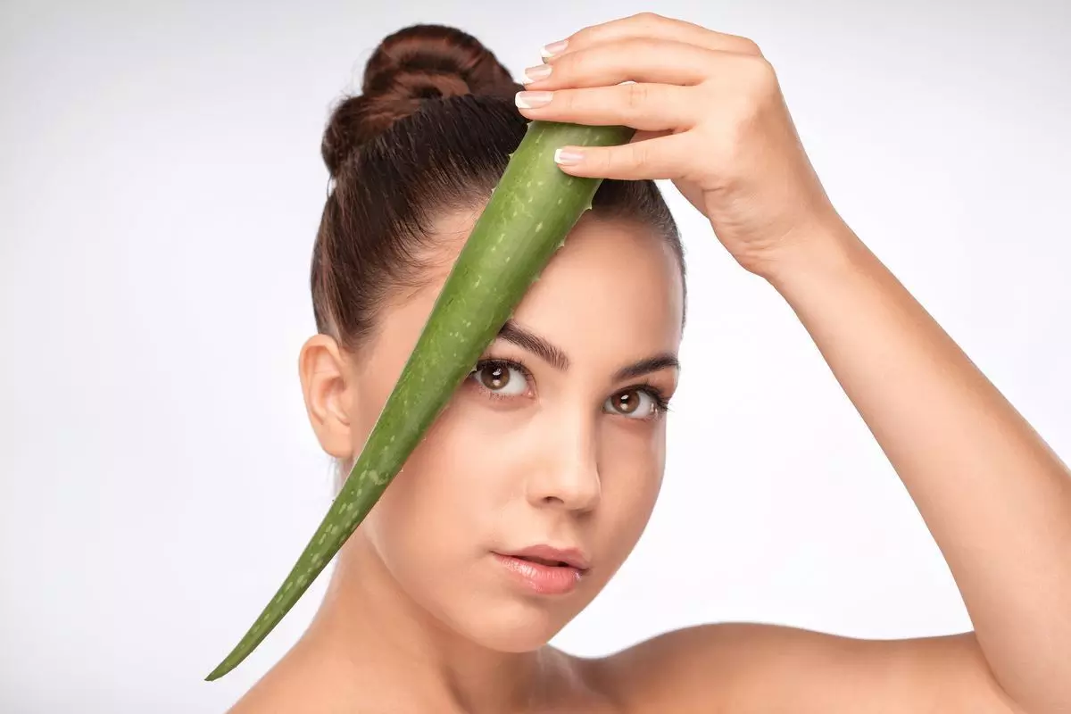 cara mengencangkan kulit dengan lidah buaya cara mengencangkan kulit dengan lidah buaya