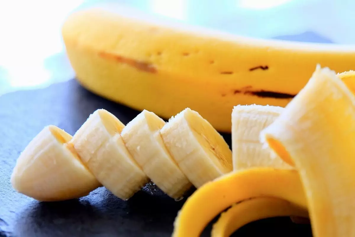 pisang juga bermanfaat untuk mengencangkan kulit pisang juga bermanfaat untuk mengencangkan kulit
