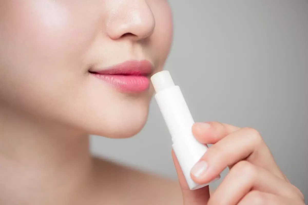 lip-balm.jpg.webp lip-balm.jpg.webp