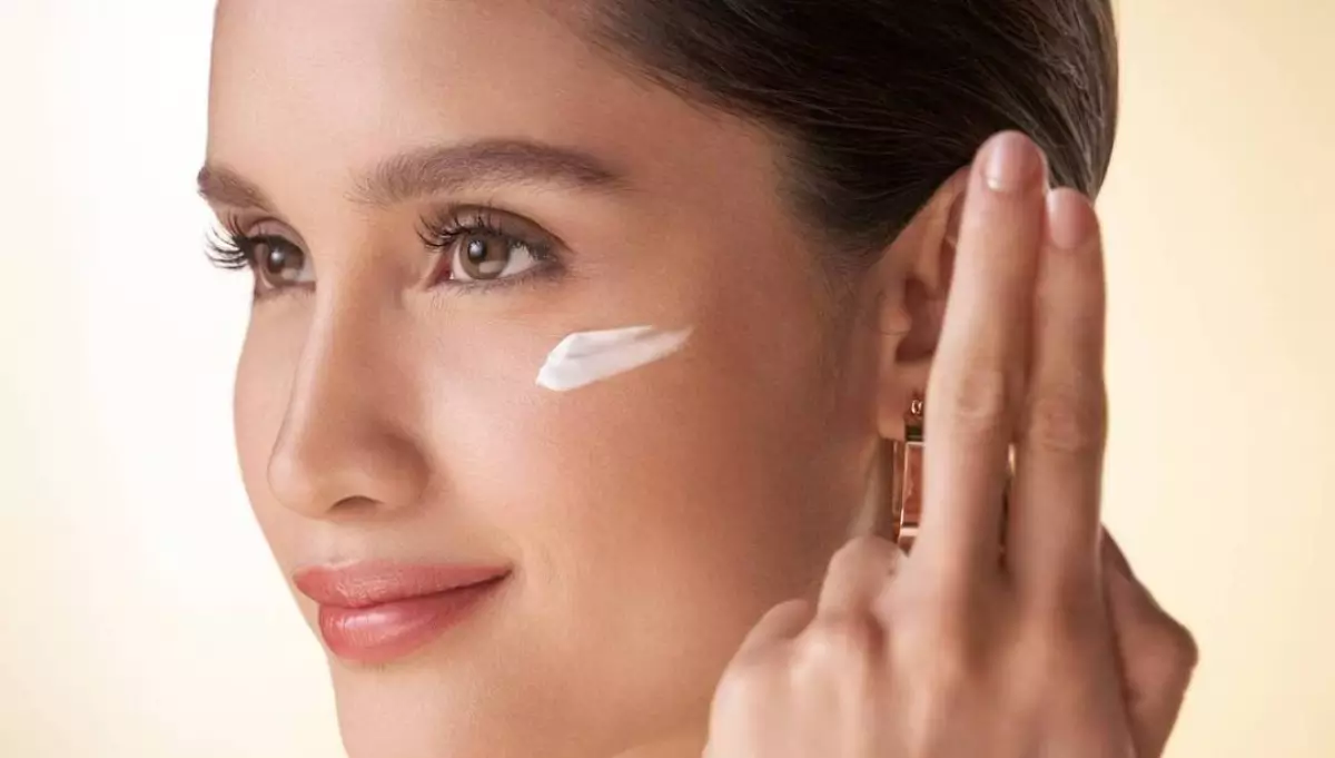 pencerah-krim.jpg.webp pencerah-krim.jpg.webp