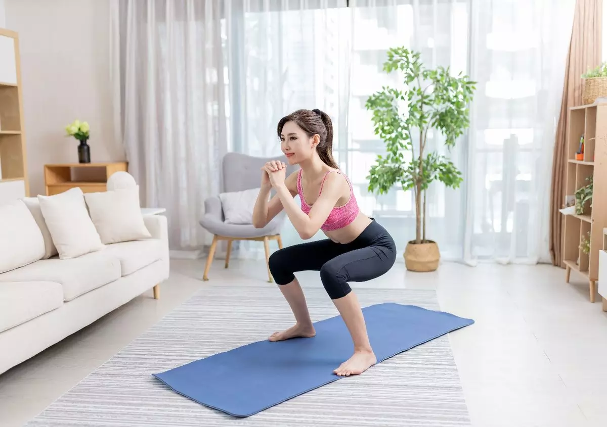 gerakan Squat ampuh untuk membakar lemak gerakan Squat ampuh untuk membakar lemak