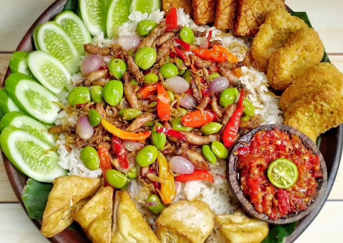 nasi-sunda-liwet.jpg.webp nasi-sunda-liwet.jpg.webp