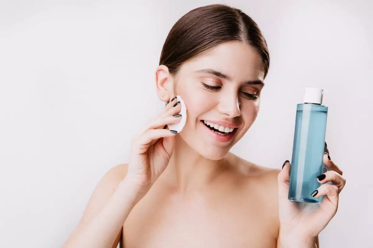 manfaat toner pad untuk kulit wajah