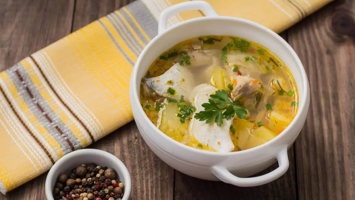 sup kaldu hangat untuk meredakan tenggorokan kering sup kaldu hangat untuk meredakan tenggorokan kering