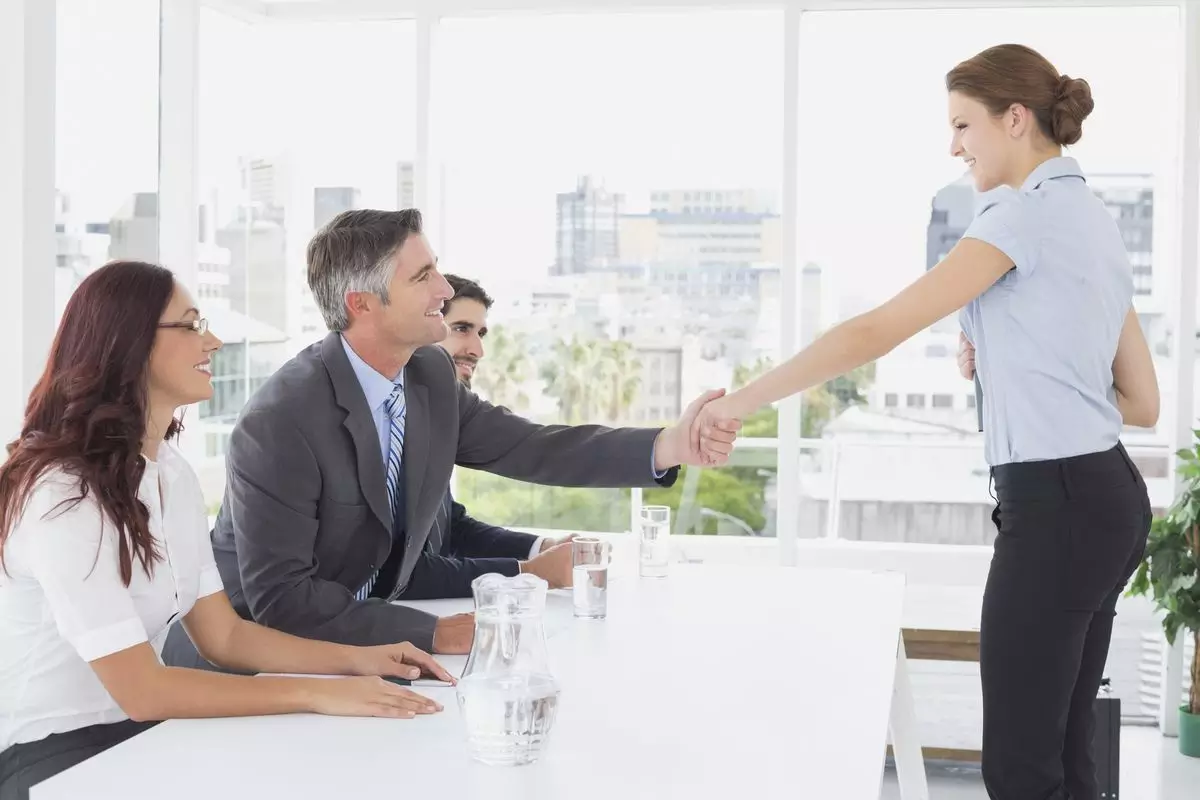 Jelaskan alasan dan tujuan Anda melamar pekerjaan tersebut Jelaskan alasan dan tujuan Anda melamar pekerjaan tersebut