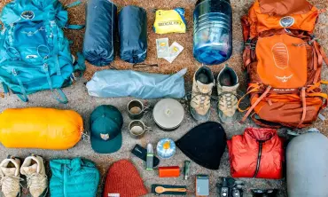 Perlengkapan Penting yang Harus Dibawa Ketika Mendaki Gunung