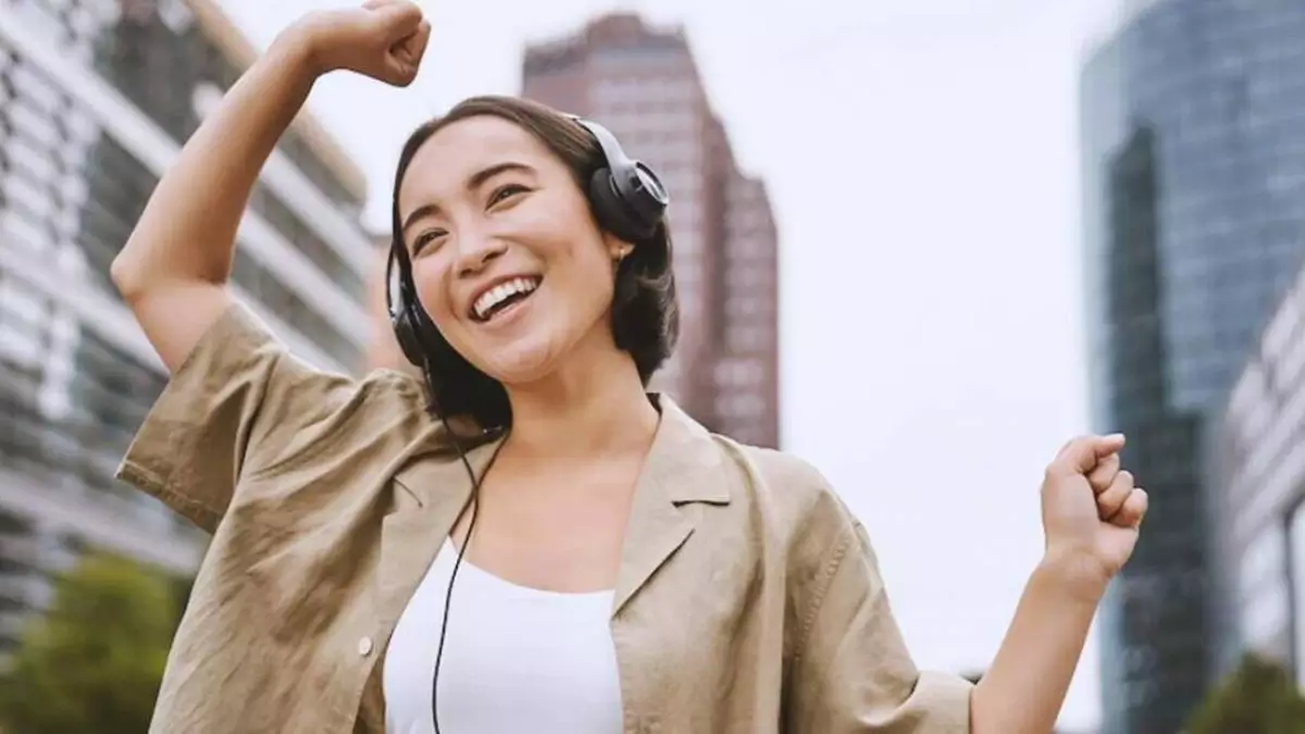 orang-menyenangkan orang-menyenangkan