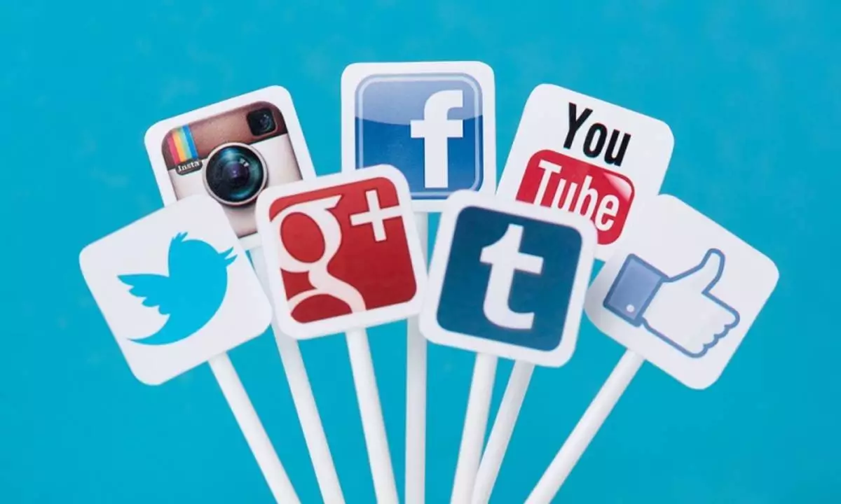 pilih media sosial yang sesuai dengan karakter personal Anda