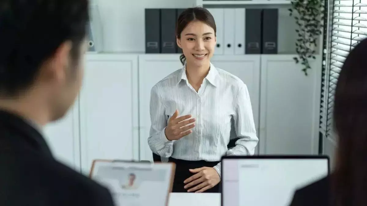 beri jawaban rinci mengenai software desain grafis yang Anda kuasai