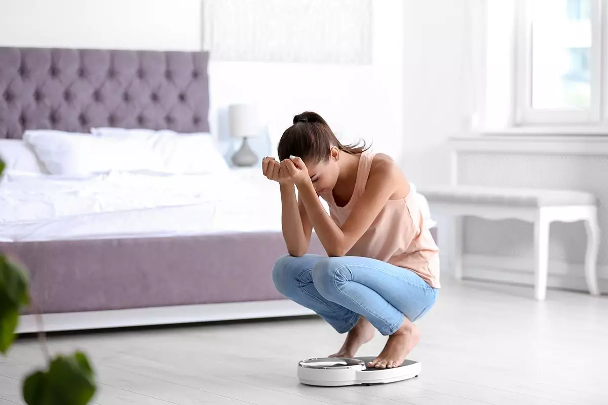 stres pekerjaan juga bisa menyebabkan masalah berat badan