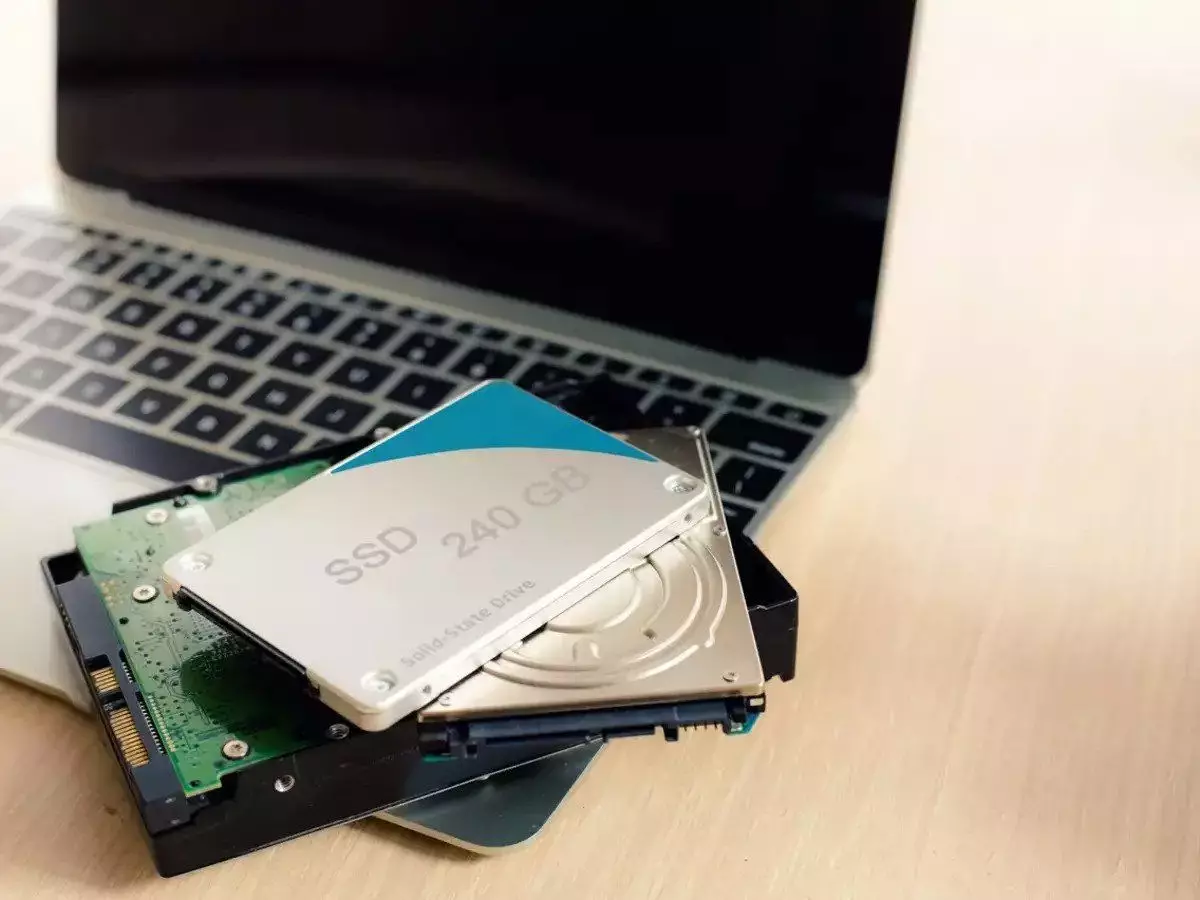 SSD atau HDD mana yang lebih baik SSD atau HDD mana yang lebih baik