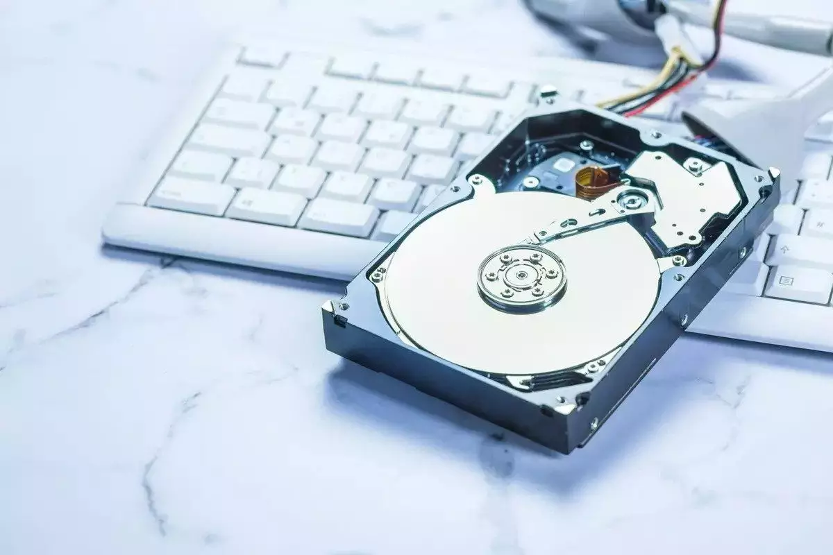 HDD dengan kapasitas besar lebih terjangkau dari SSD HDD dengan kapasitas besar lebih terjangkau dari SSD