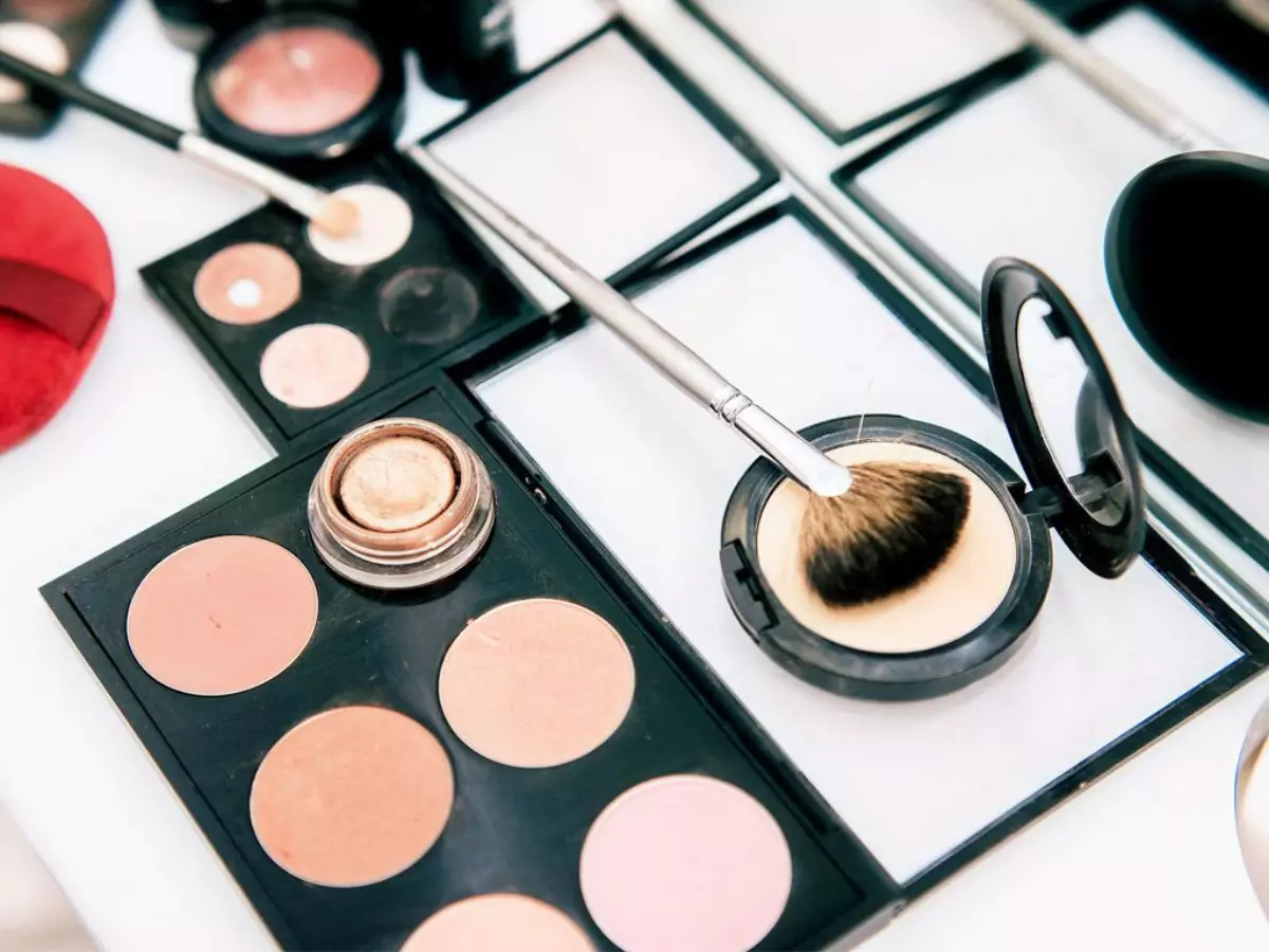 salah-pilih-make-up salah-pilih-make-up