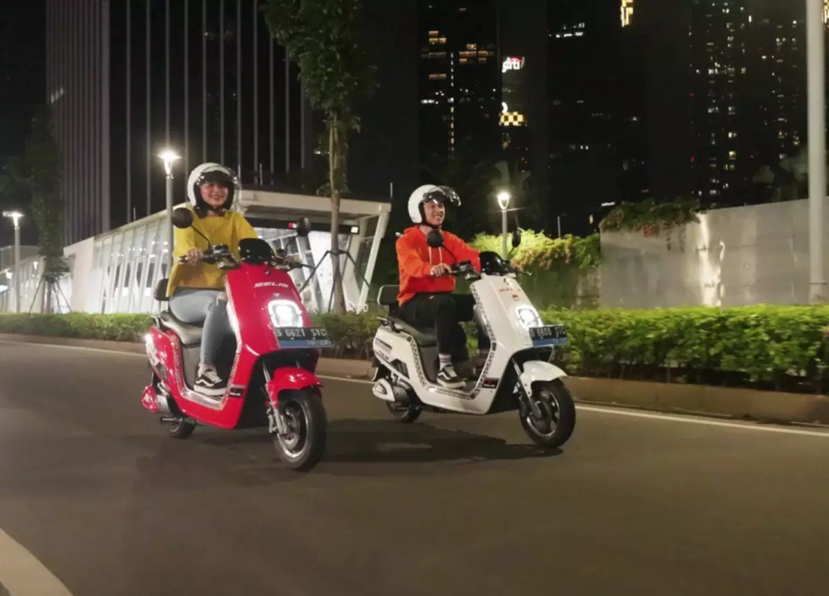 Motor Listrik Selis E-Max Motor Listrik Selis E-Max