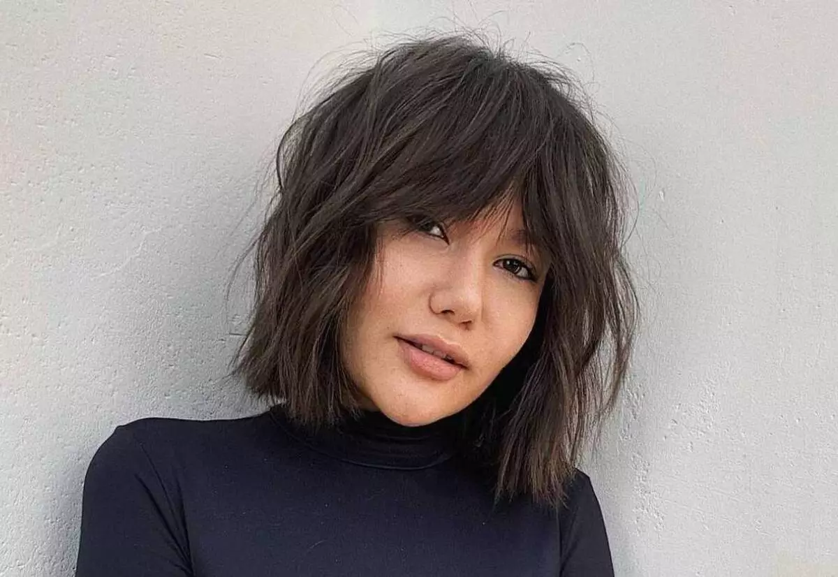 Gaya Rambut Shaggy Cut