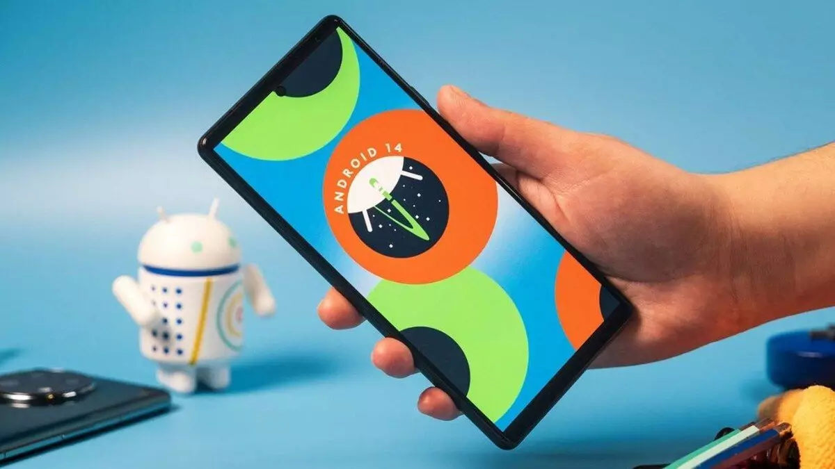 Android 14 dilengkapi dengan Penyesuaian Layar Kunci baru Android 14 dilengkapi dengan Penyesuaian Layar Kunci baru