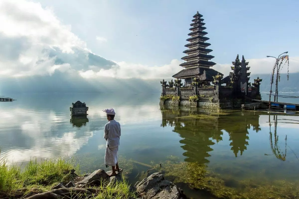 Danau Batur berada di Kintamani, Bali