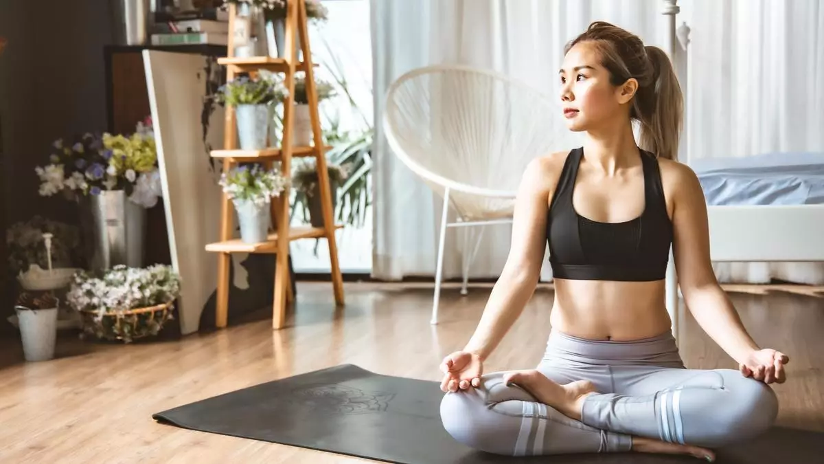Introvert bisa menjadikan yoga sebagai aktivitas pemecah kebosanan Introvert bisa menjadikan yoga sebagai aktivitas pemecah kebosanan