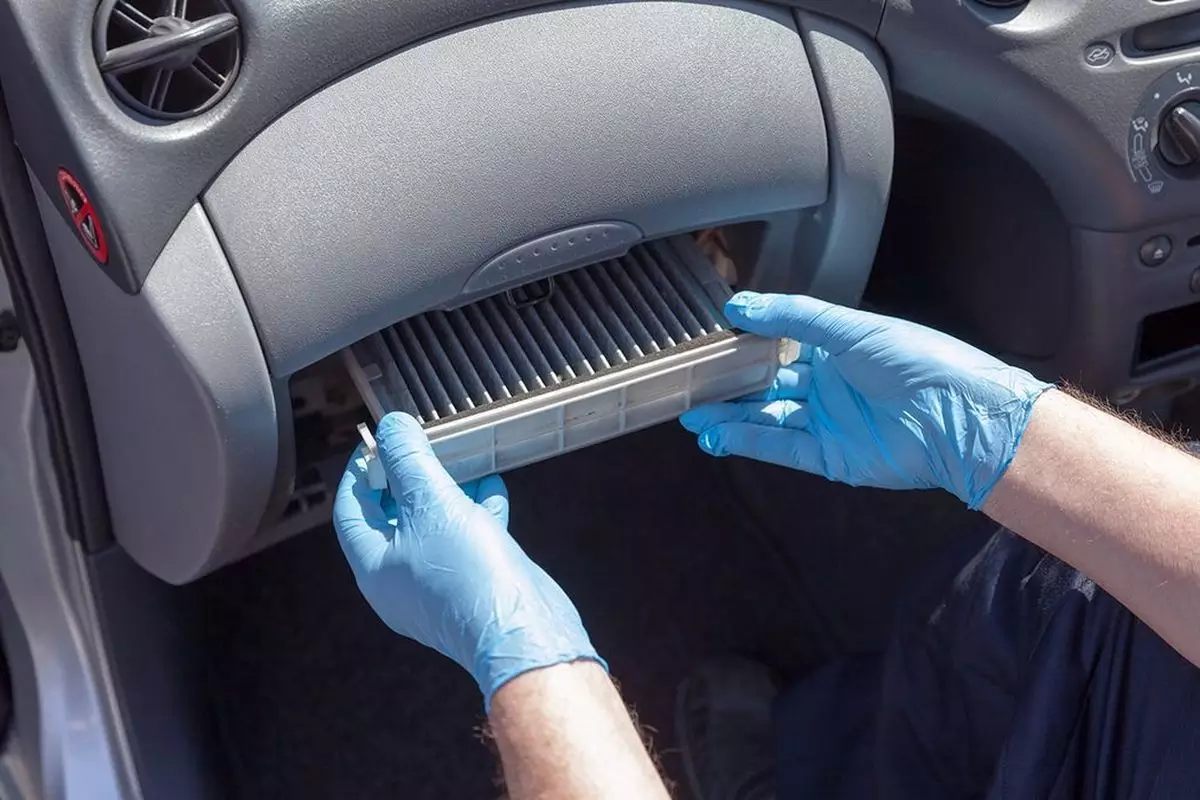 Periksa sistem pendinginan secara berkala Periksa sistem pendinginan secara berkala