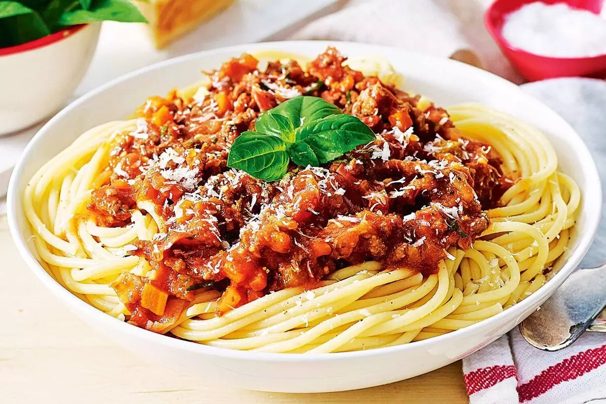 Spaghetti Bolognese Mudah Dibuat Bersama Keluarga
