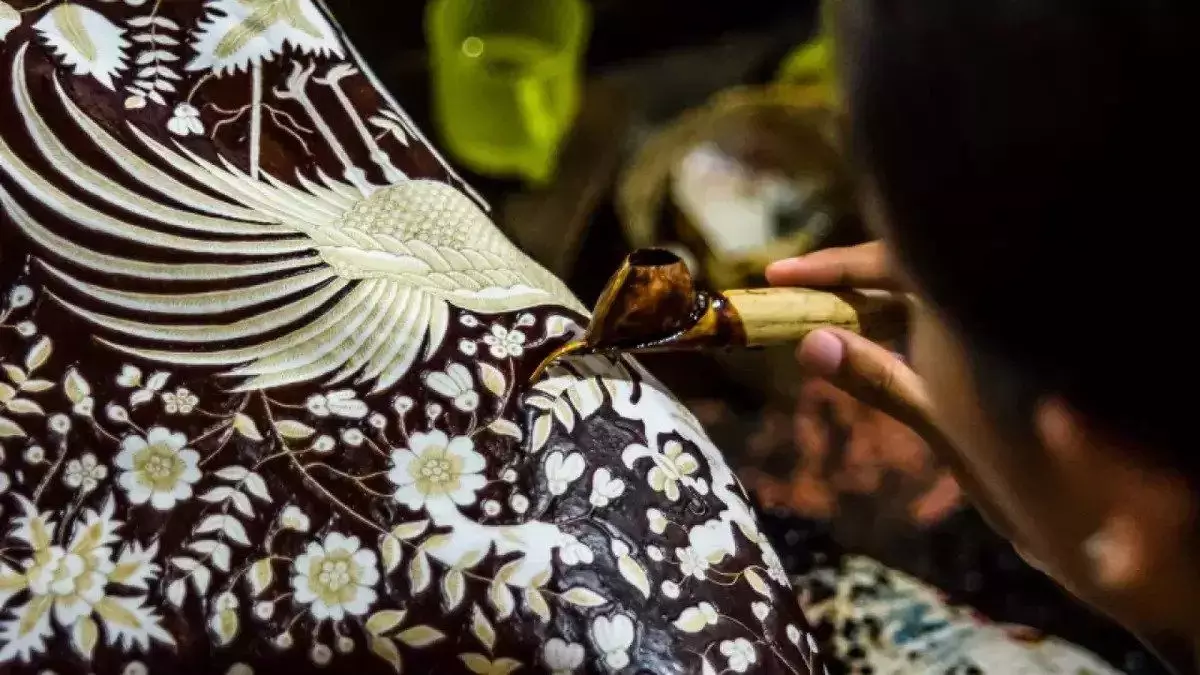 Seni Batik dari Indonesia