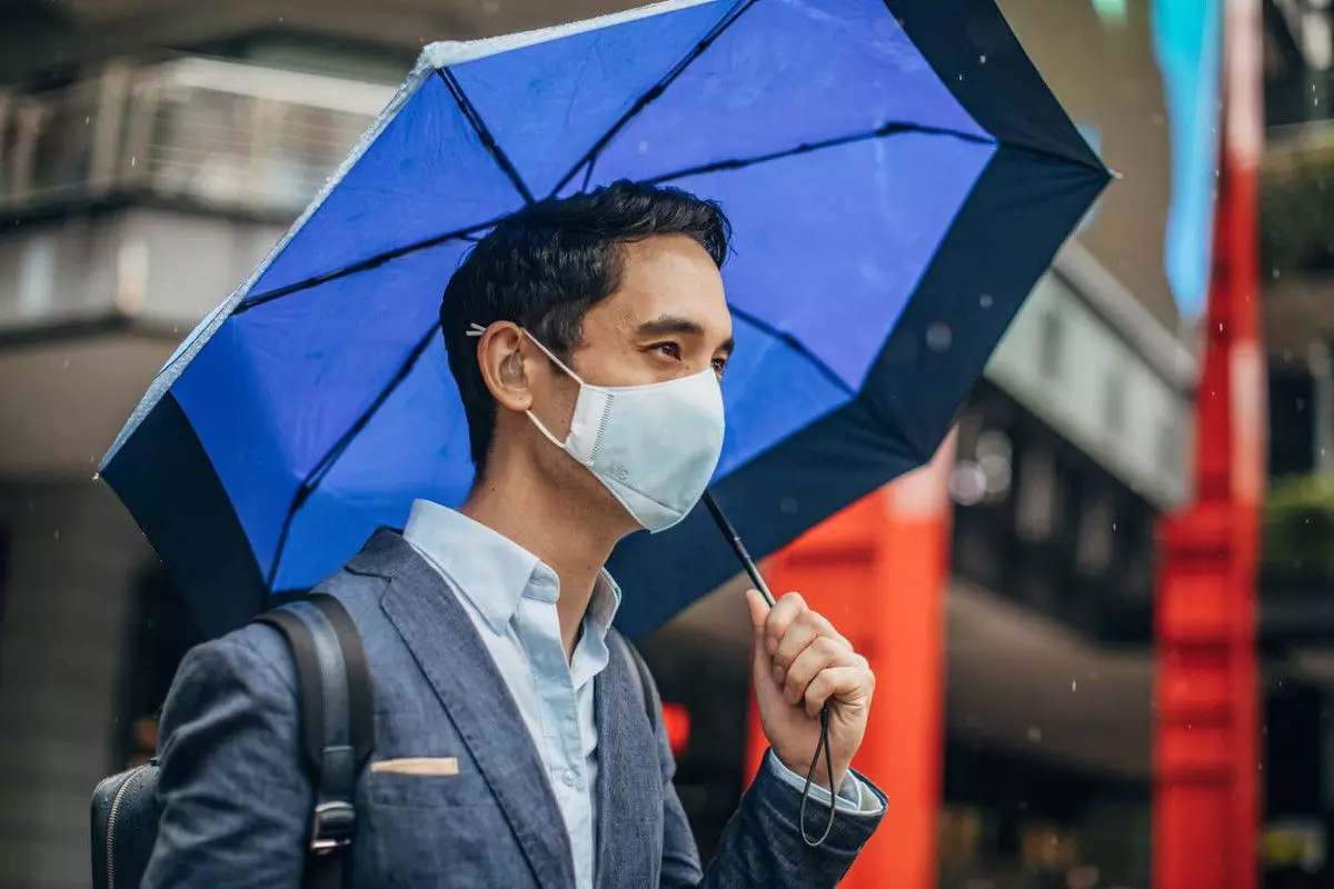 Hujan Pertama Setelah Kemarau Memiliki Kandungan Partikel yang Berbahaya Hujan Pertama Setelah Kemarau Memiliki Kandungan Partikel yang Berbahaya