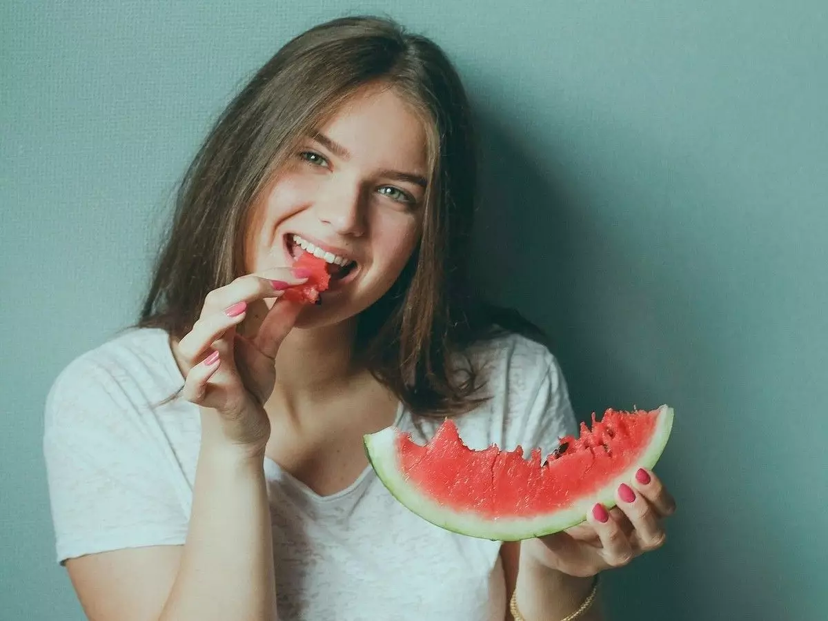 Konsumsi semangka dan wortel secara rutin bisa menurunkan kolesterol