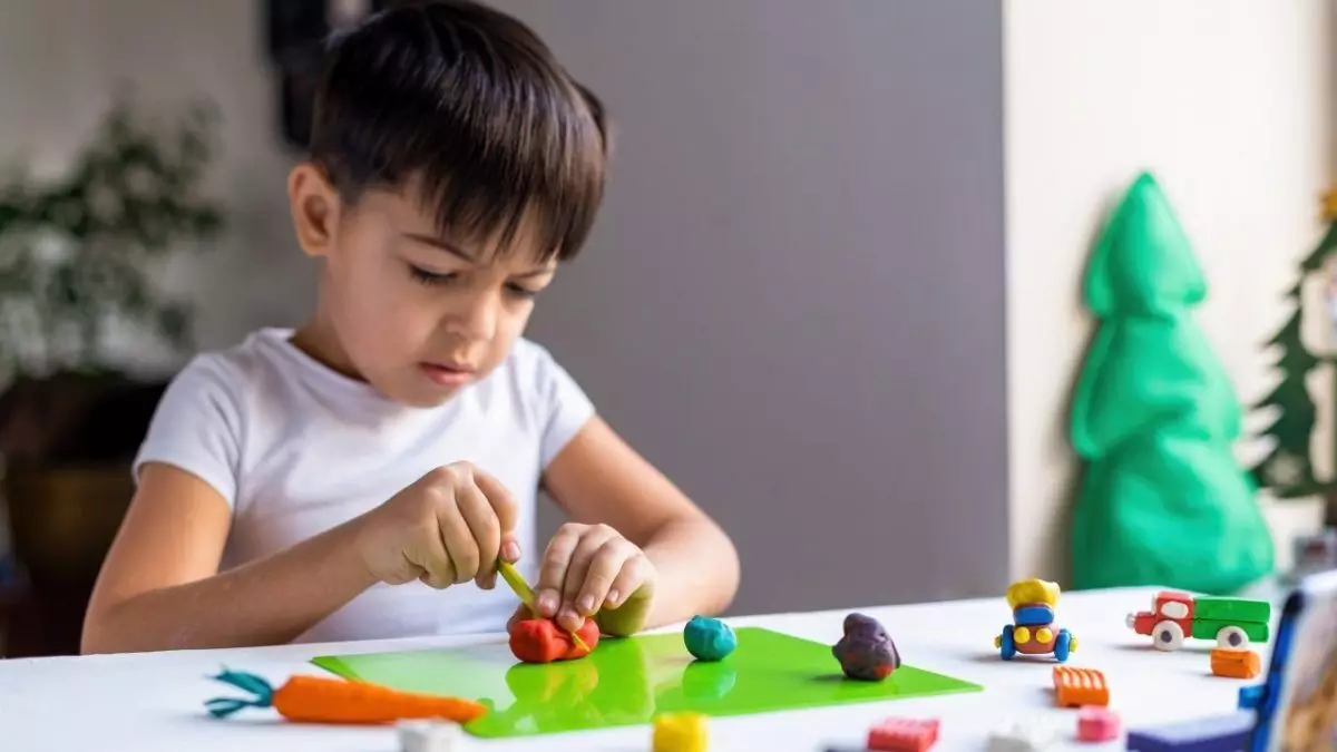 Sensory play juga bisa untuk melatih kreativitas anak Sensory play juga bisa untuk melatih kreativitas anak