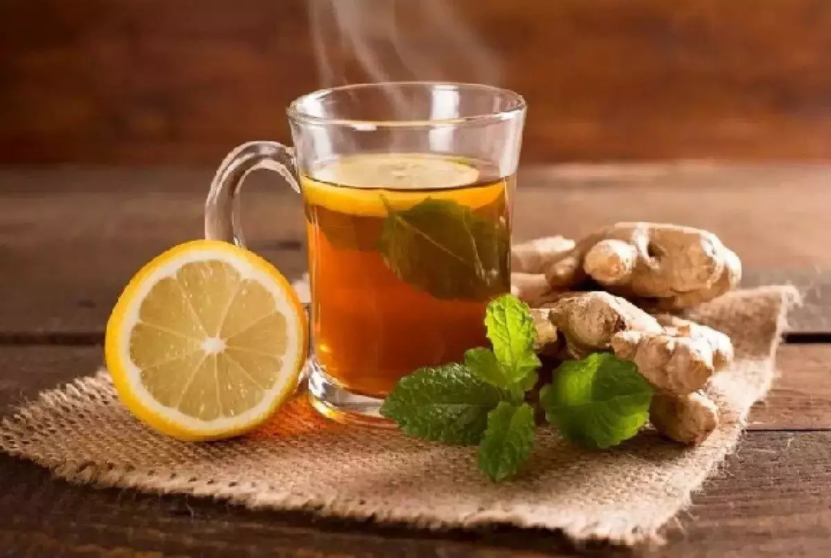 Jus Lemon dan Jahe Jus Lemon dan Jahe