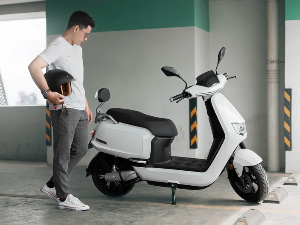 menggunakan-motor-listrik