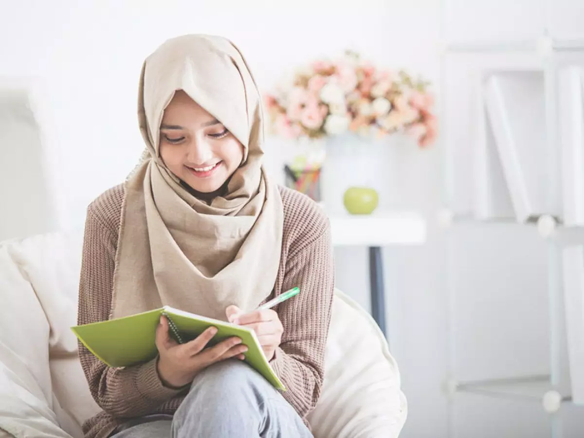 Lakukan hal yang mendukung rasa percaya diri untuk mengatasi insecure