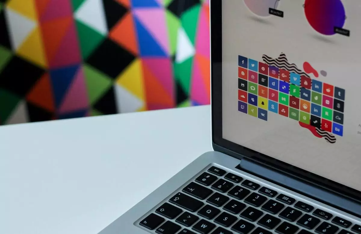 laptop-desain laptop-desain