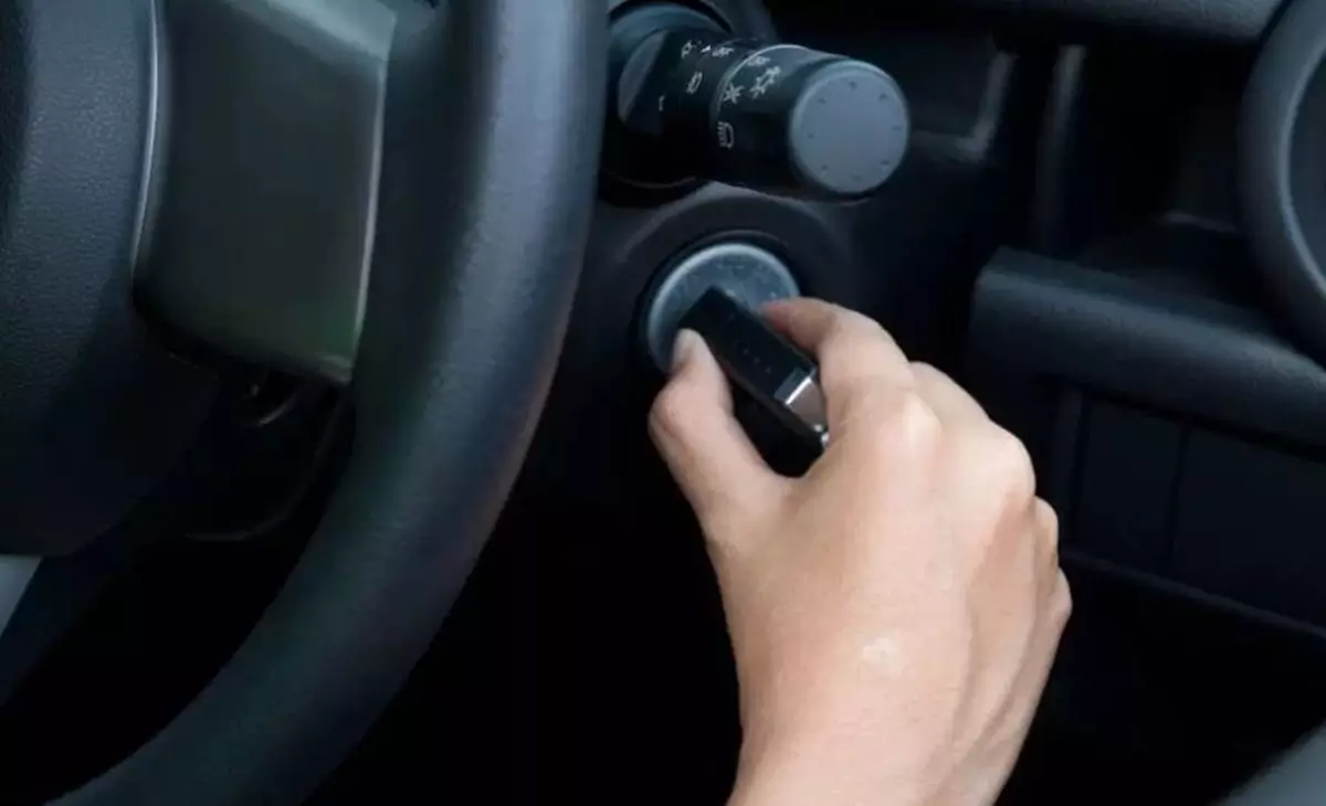 memanaskan-mobil memanaskan-mobil