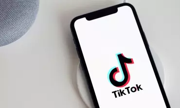 Perkembangan Trend Bahasa Gaul yang Tercipta dari Media Sosial