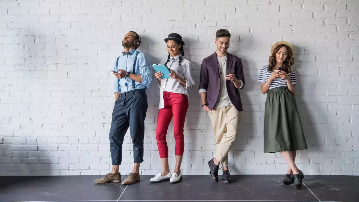 Pemilihan Outfit yang Tepat Menjadi Salah Satu Cara Bersikap Profesional