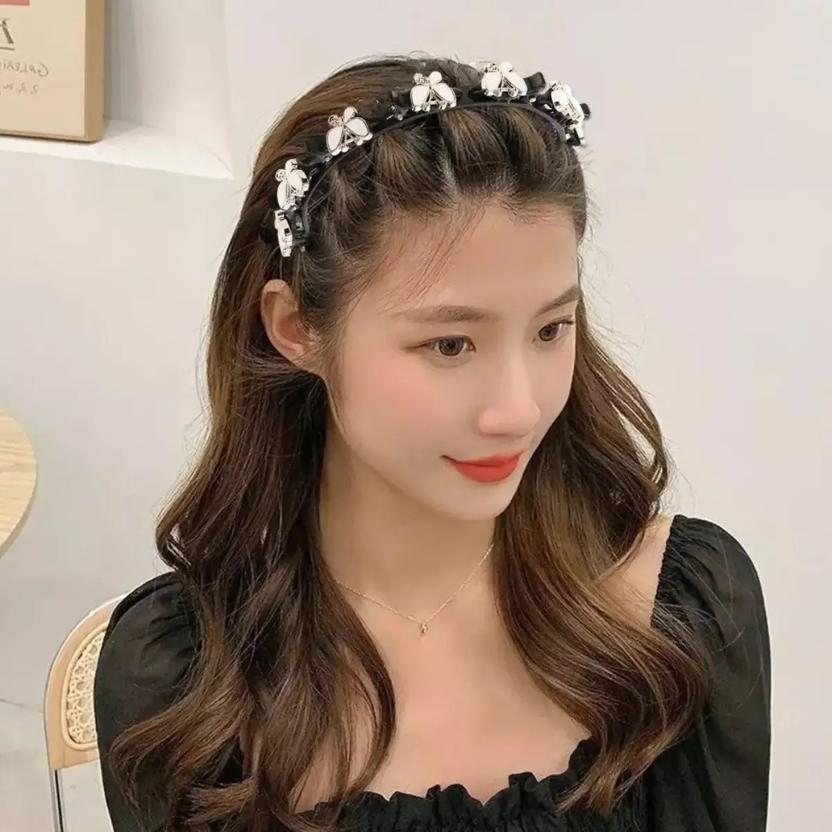 Hair Clips Kupu-Kupu bisa dikombinasikan dengan aksesoris lain