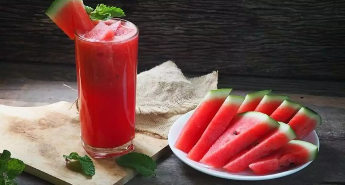 Aneka Olahan Makanan dan Minuman Berbahan Dasar Buah Semangka