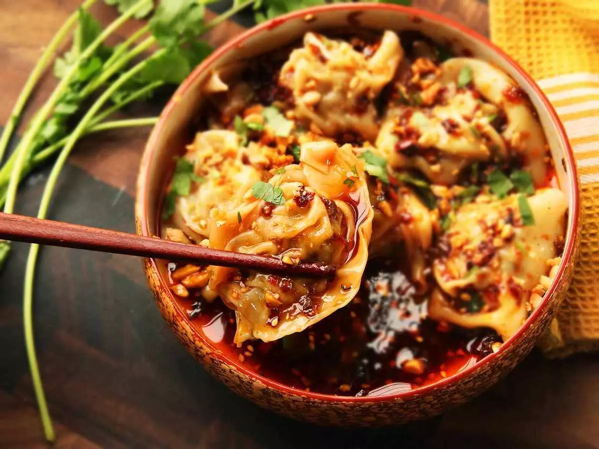 wonton-chili-oil wonton-chili-oil