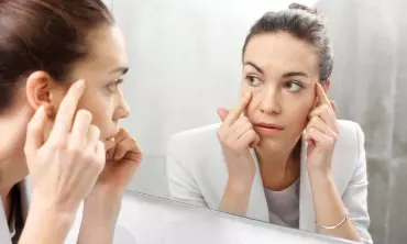5 Kebiasaan Sehari-hari yang Mempercepat Penuaan Dini