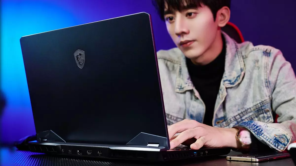 Baterai laptop gaming memiliki kapasitas yang besar dan tahan lama