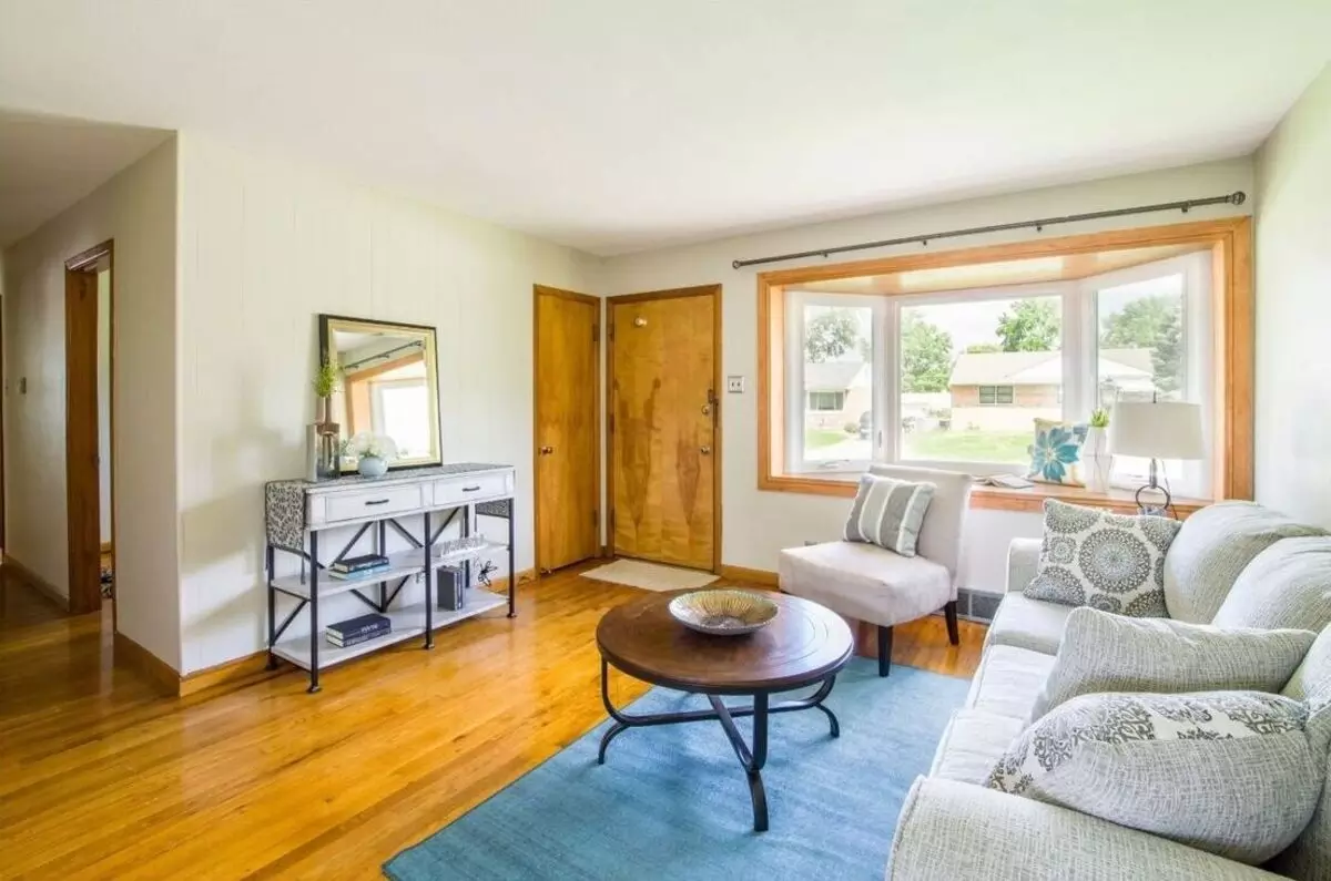 Pencahayaan menciptakan suasana dan mood dalam interior shabby chic