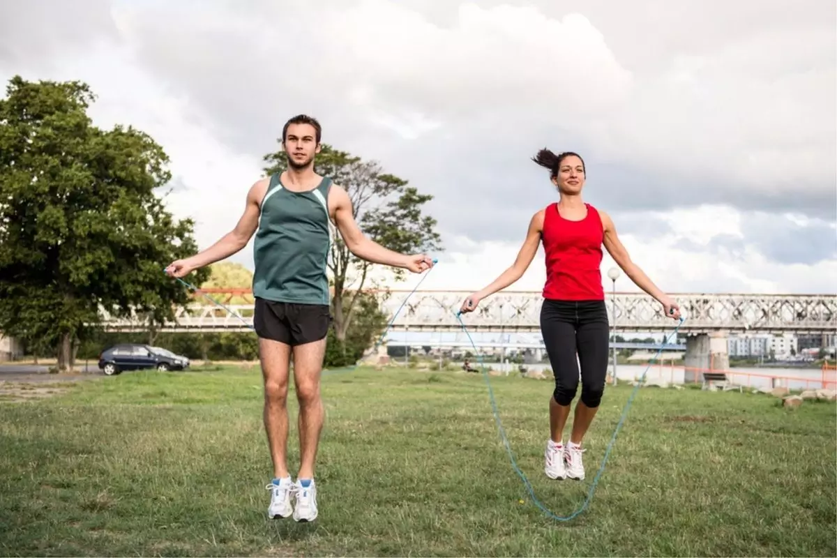 lompat-tali lompat-tali