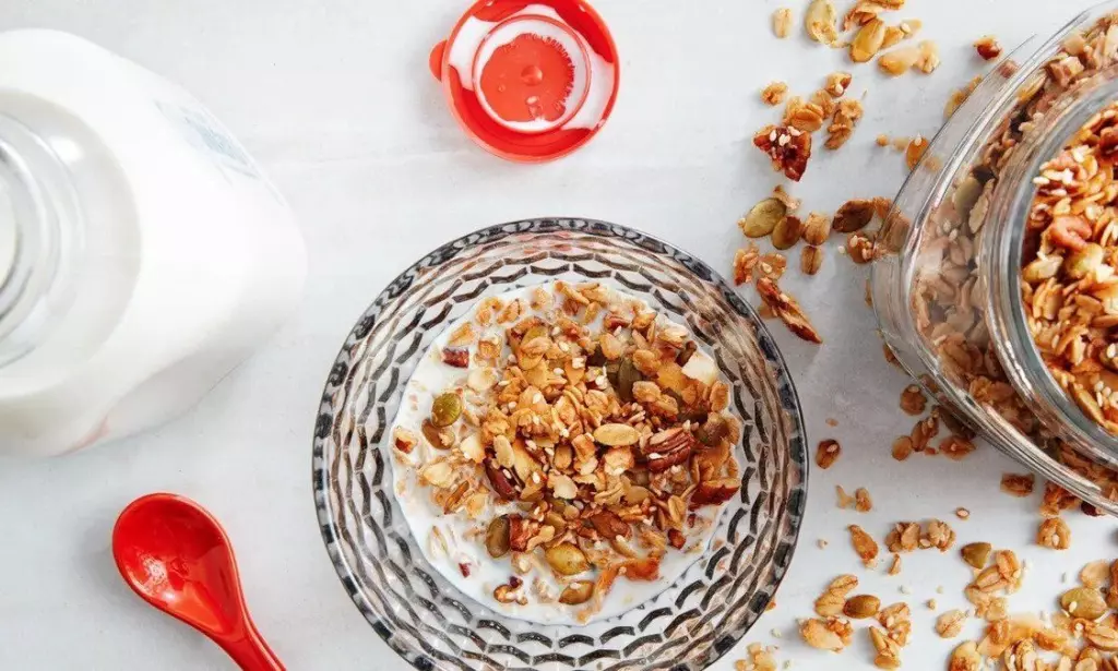 5 Manfaat Granola untuk Program Diet Hingga Membuat Tubuh Langsing