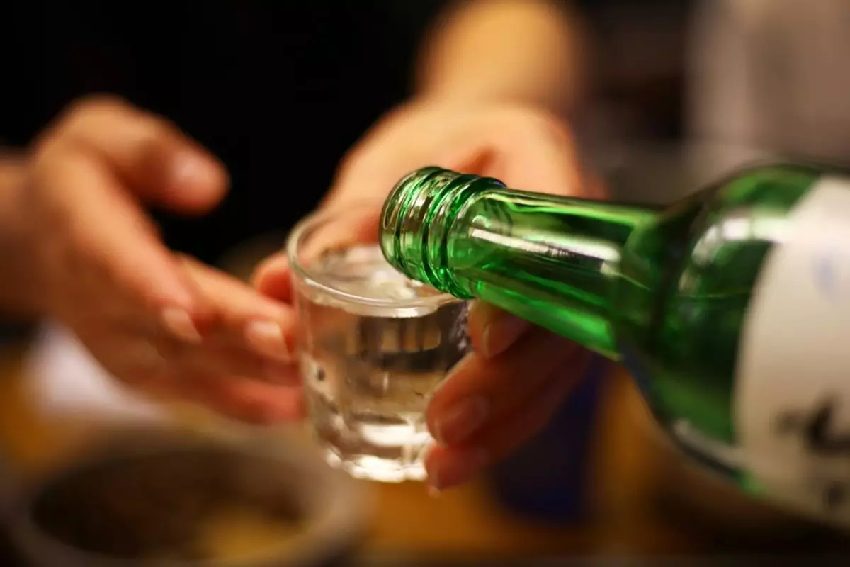 minum-alkohol minum-alkohol