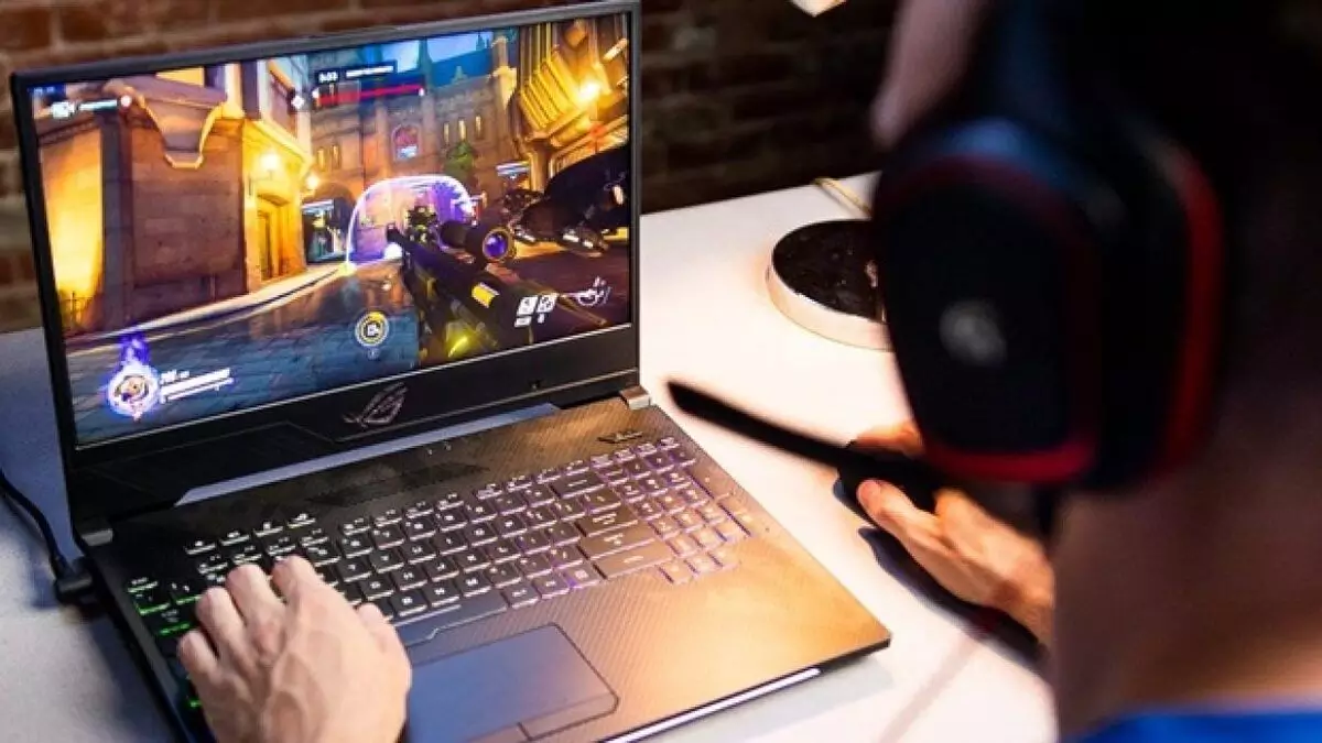 Kekurangan laptop gaming yakni memiliki keterbatasan dalam hal upgrade Kekurangan laptop gaming yakni memiliki keterbatasan dalam hal upgrade