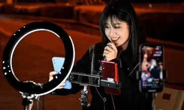 Fenomena Live TikTok yang Mendatangkan Cuan